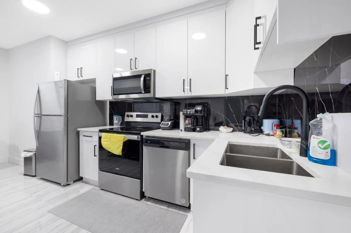Casa de Férias Spacious 2 Bedroom Suite In Edmonton, Canada Canadá